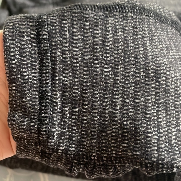 Lululemon leggings - Picture 4 of 5